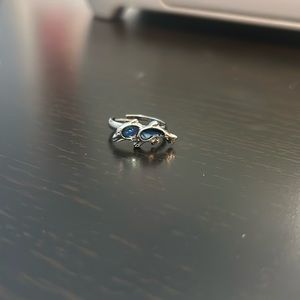 Cute dolphin ring with blue marbled resin in the middle!🤍